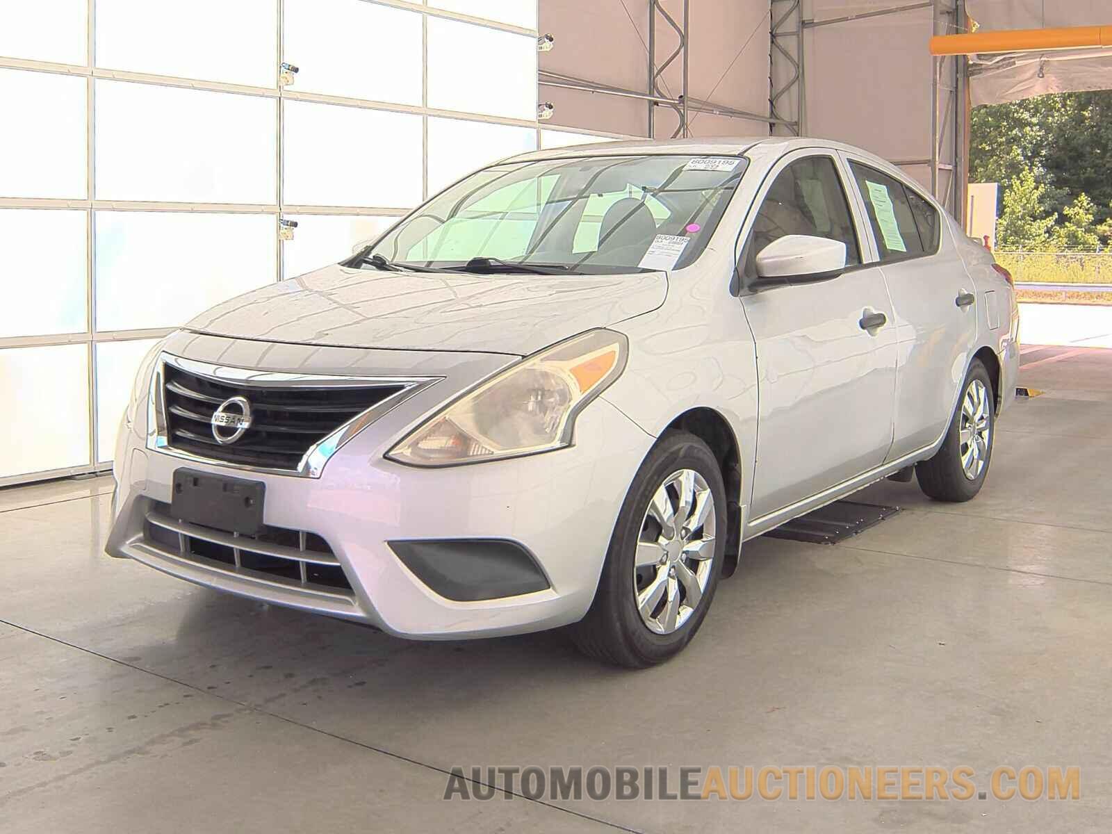 3N1CN7AP8HL907308 Nissan Versa Sedan 2017