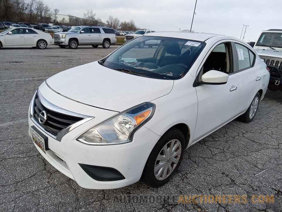 3N1CN7AP8JK395528 Nissan Versa Sedan 2018