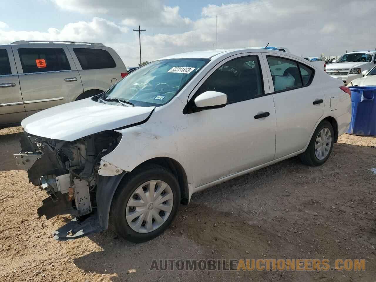 3N1CN7AP8JL821647 NISSAN VERSA 2018