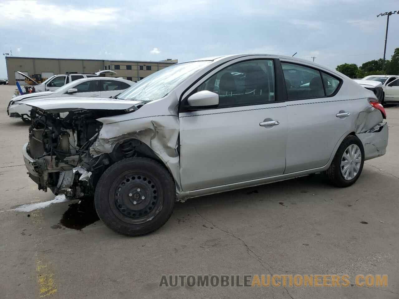 3N1CN7AP8JL825665 NISSAN VERSA 2018