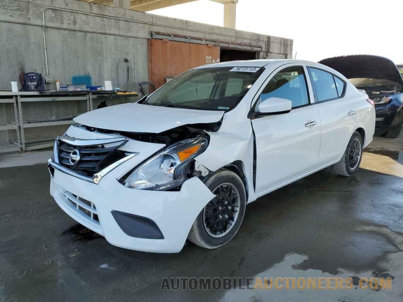 3N1CN7AP8JL829344 NISSAN VERSA 2018