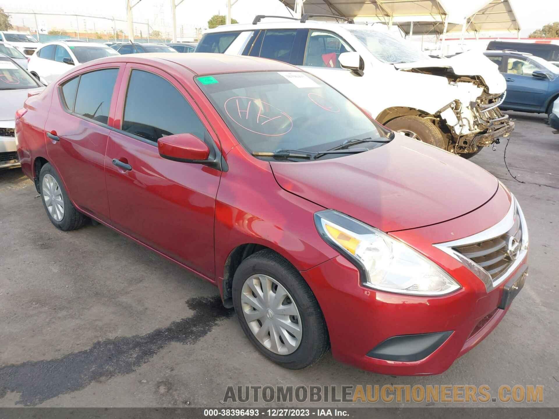 3N1CN7AP8JL830137 NISSAN VERSA 2018