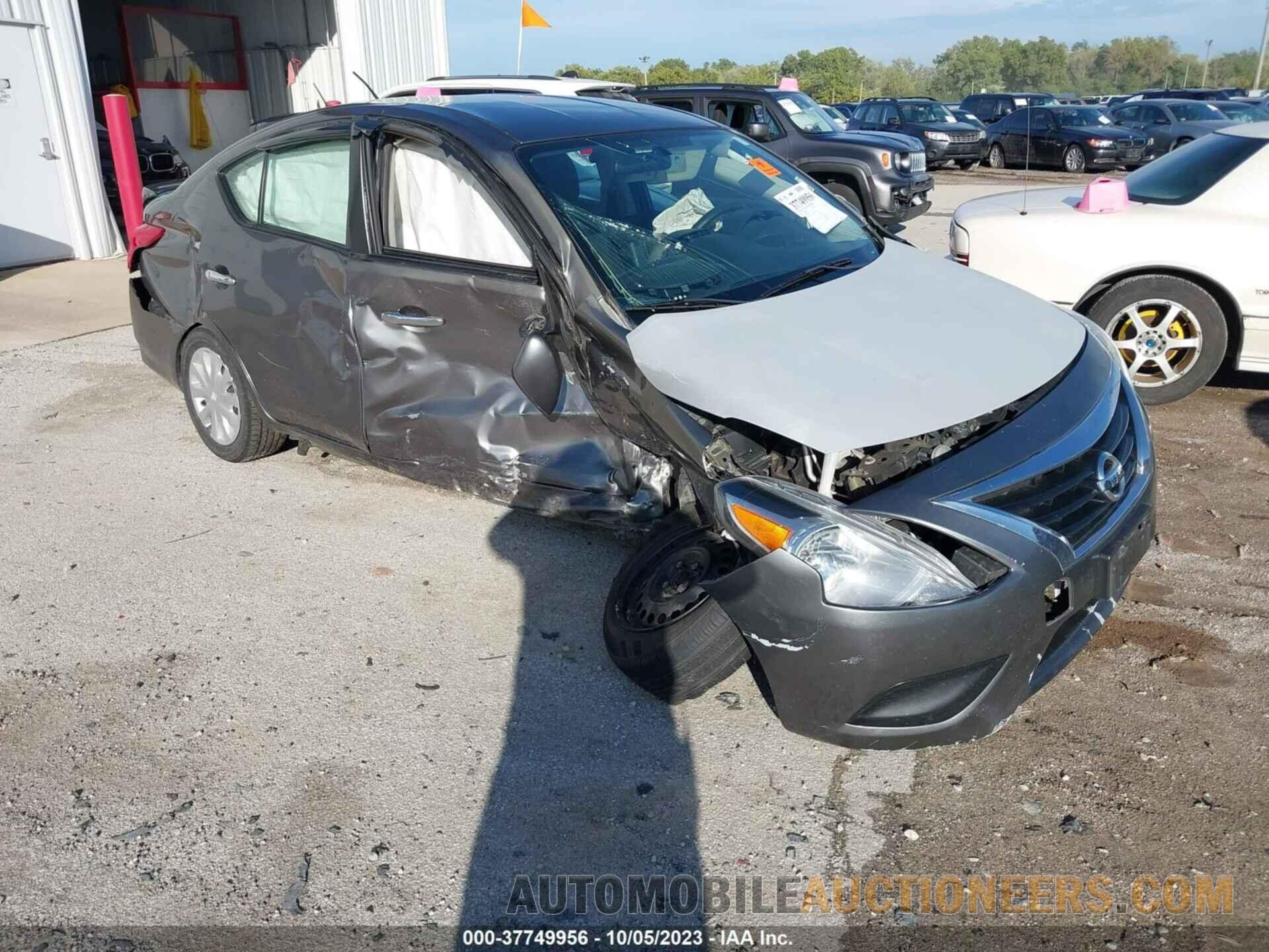 3N1CN7AP8JL836133 NISSAN VERSA SEDAN 2018