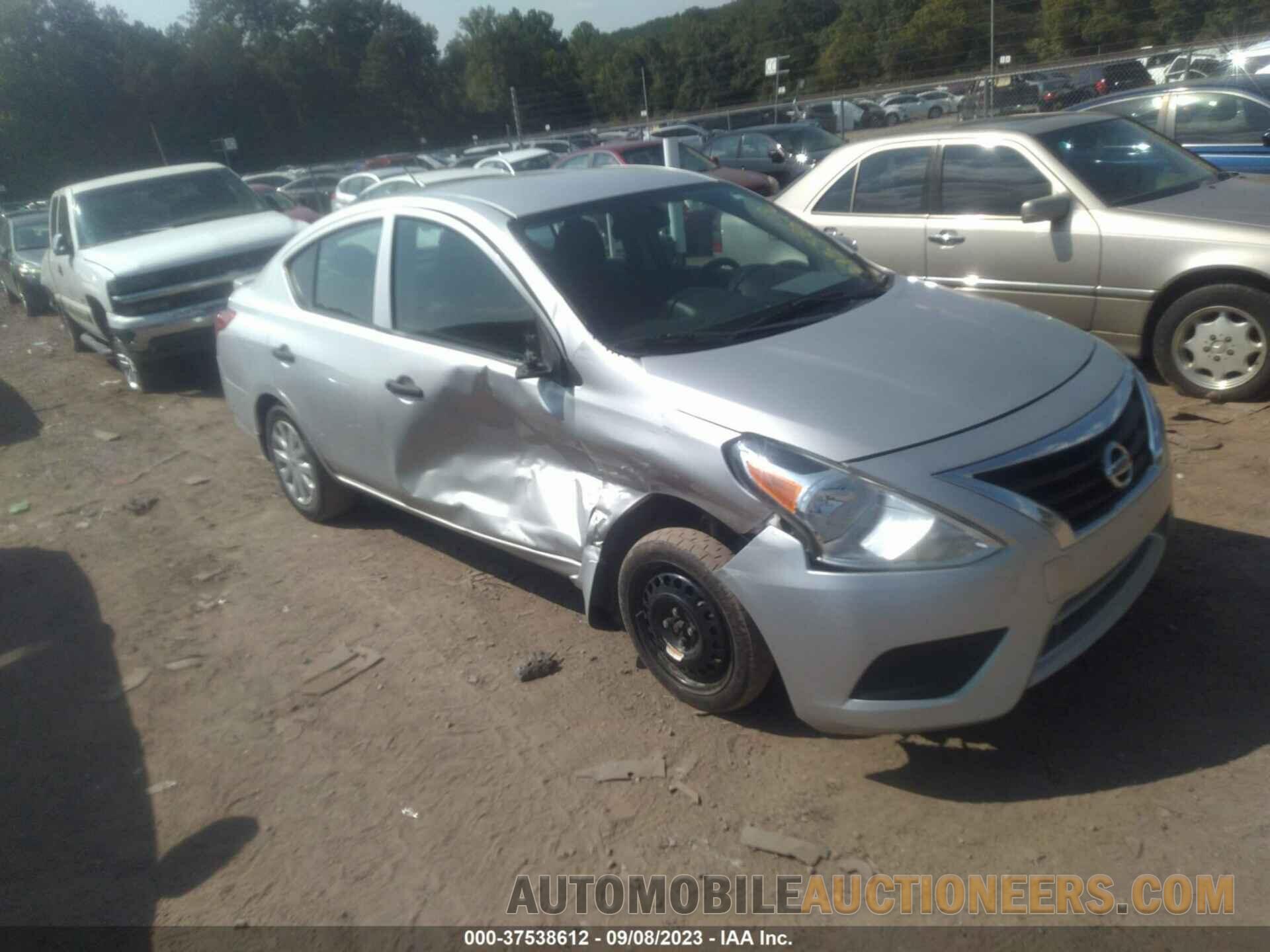 3N1CN7AP8JL842336 NISSAN VERSA SEDAN 2018