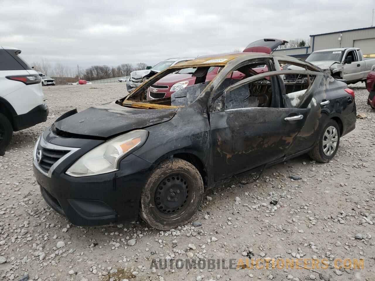 3N1CN7AP8JL844023 NISSAN VERSA 2018