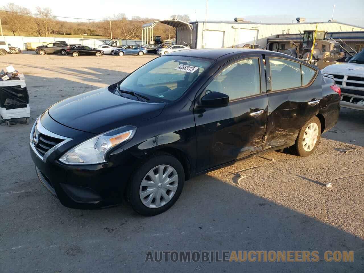 3N1CN7AP8JL855460 NISSAN VERSA 2018