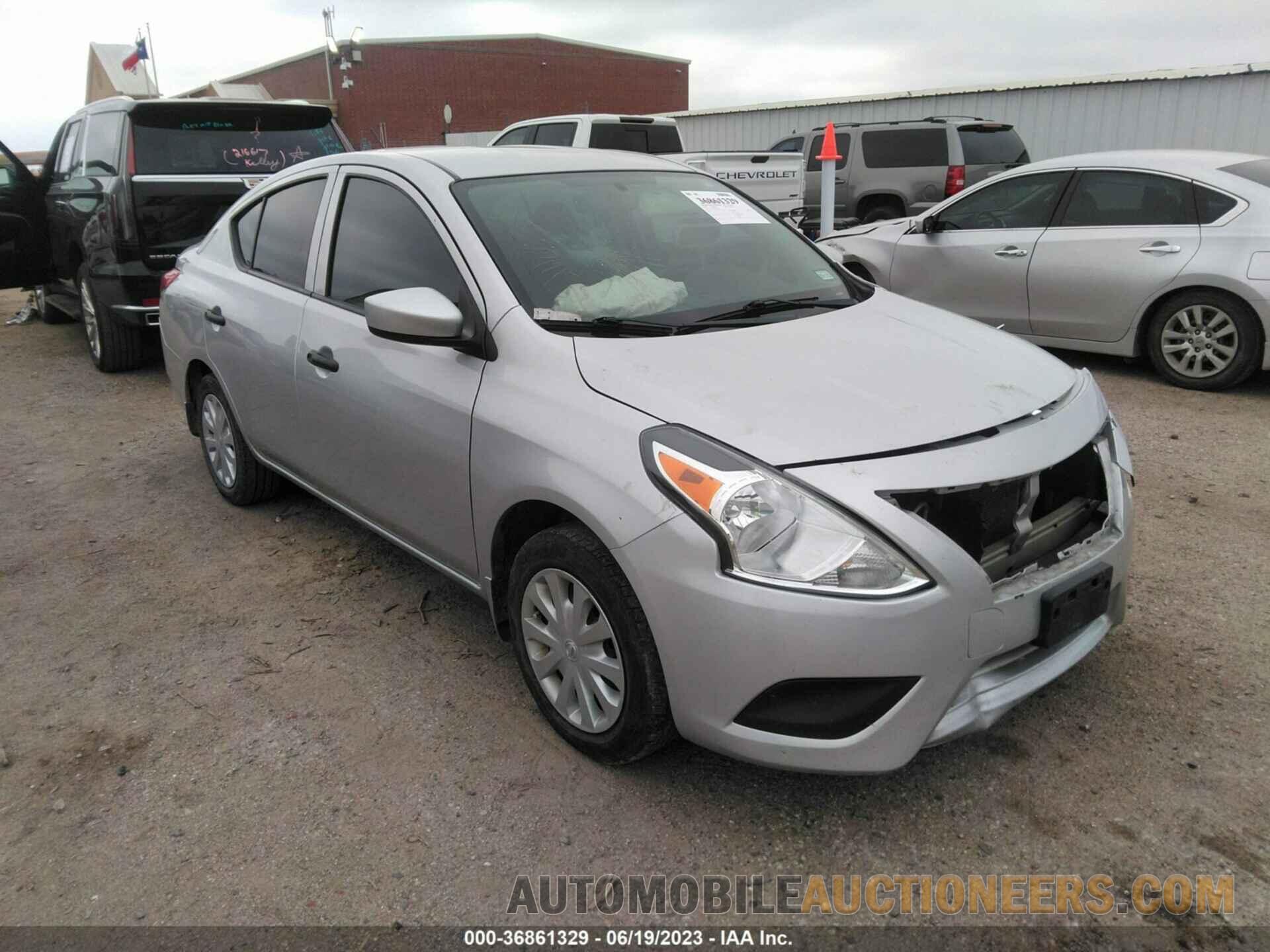 3N1CN7AP8JL867558 NISSAN VERSA SEDAN 2018