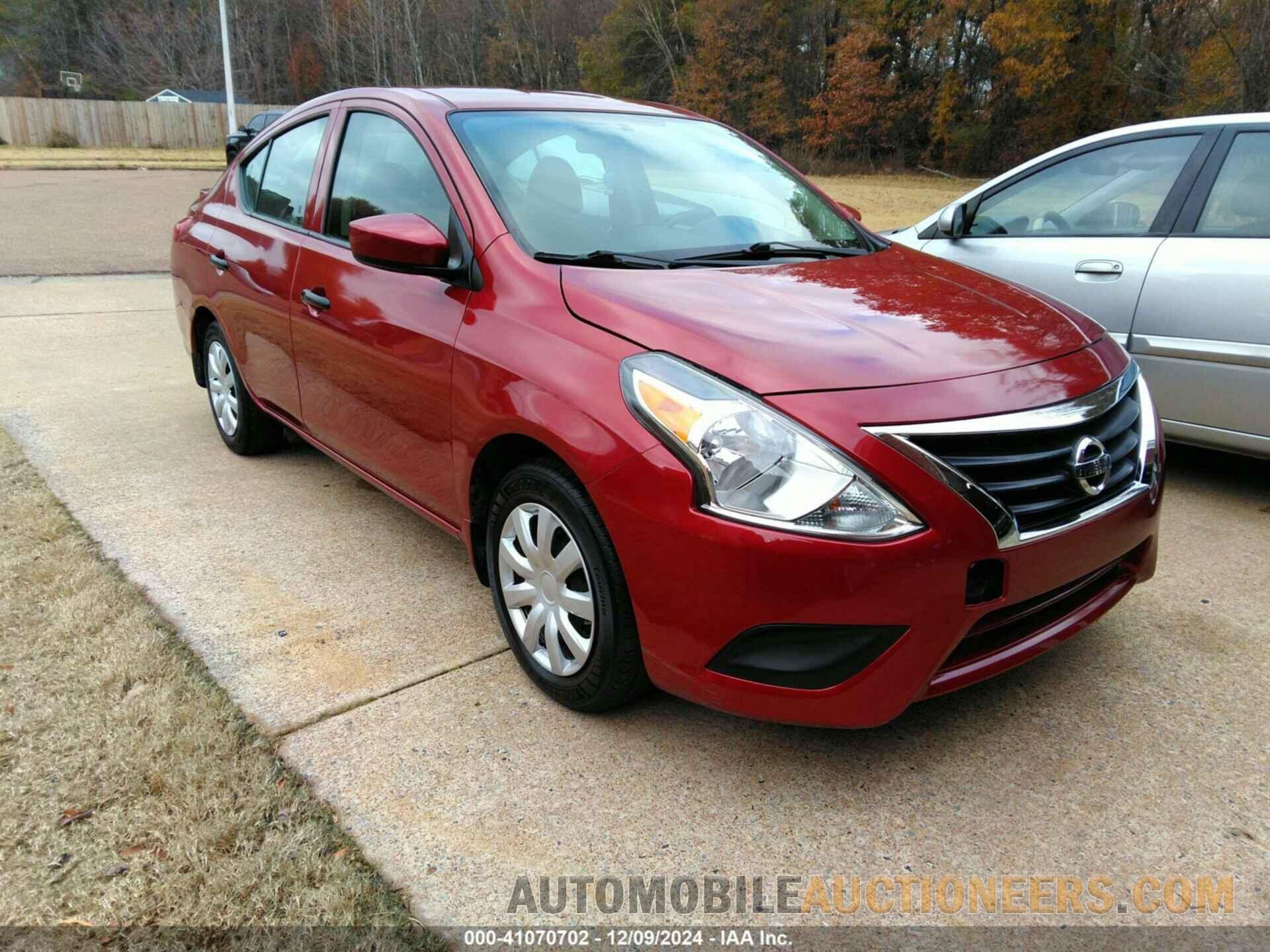 3N1CN7AP8KL811573 NISSAN VERSA 2019