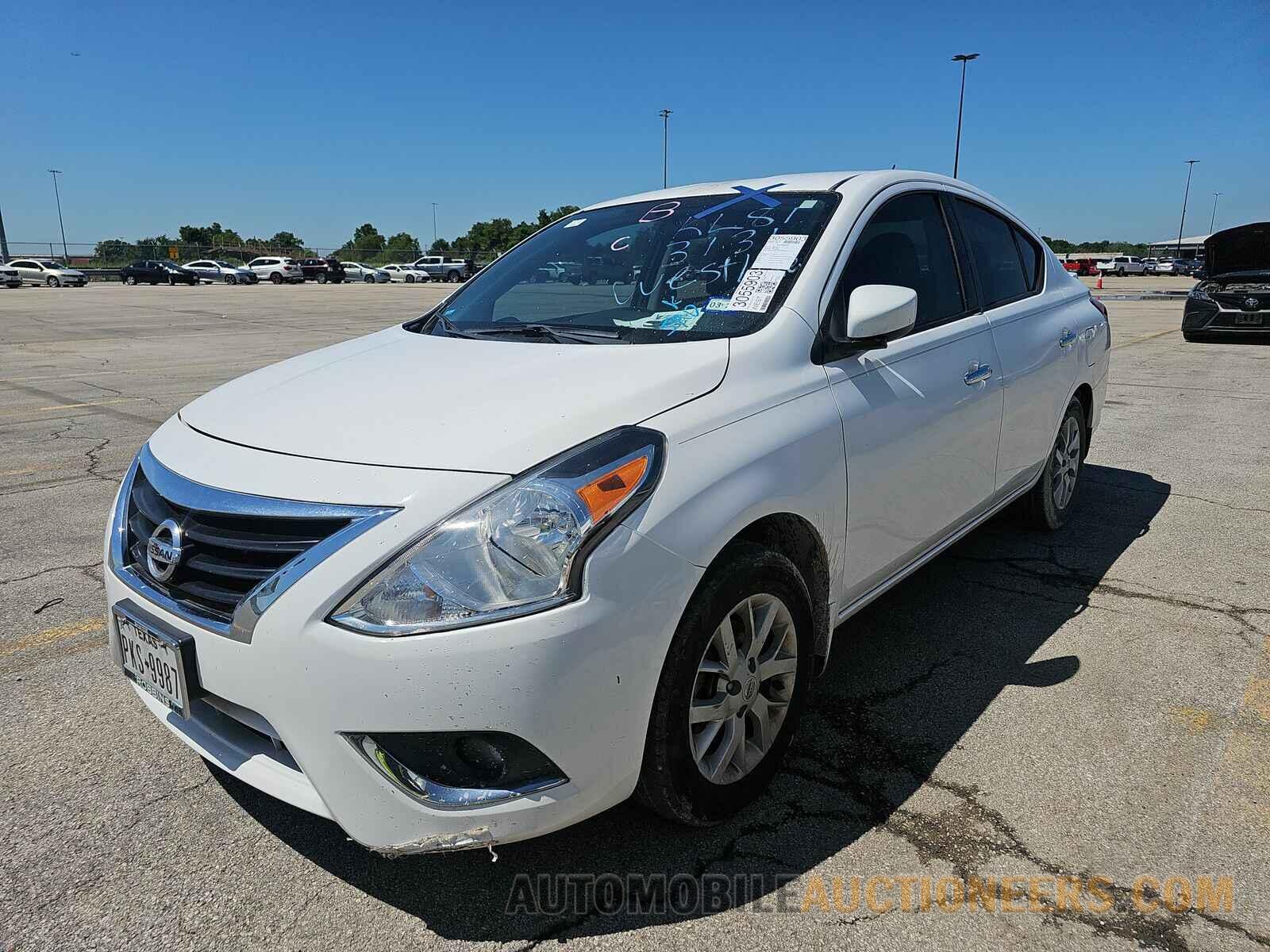 3N1CN7AP8KL813131 Nissan Versa Sedan 2019