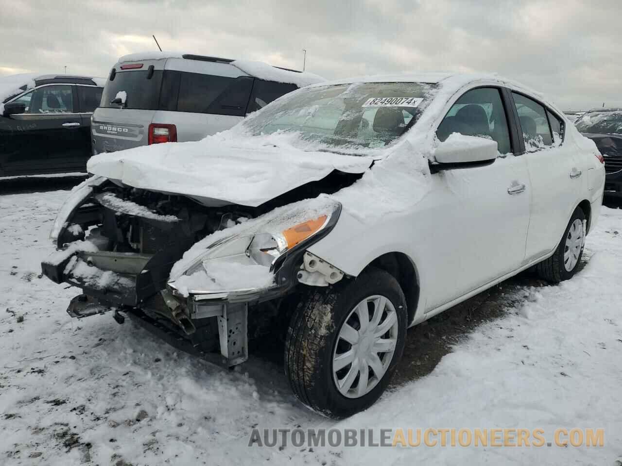 3N1CN7AP8KL814778 NISSAN VERSA 2019