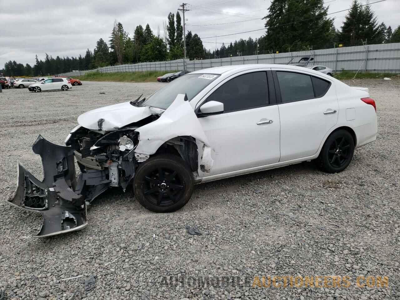 3N1CN7AP8KL831693 NISSAN VERSA 2019