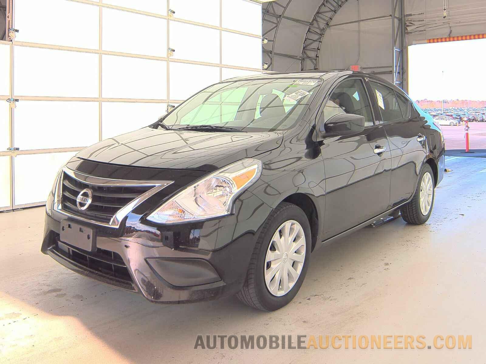 3N1CN7AP8KL850289 Nissan Versa Sedan 2019