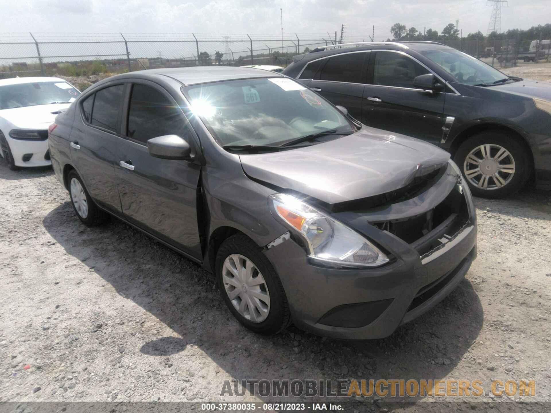 3N1CN7AP8KL856643 NISSAN VERSA SEDAN 2019