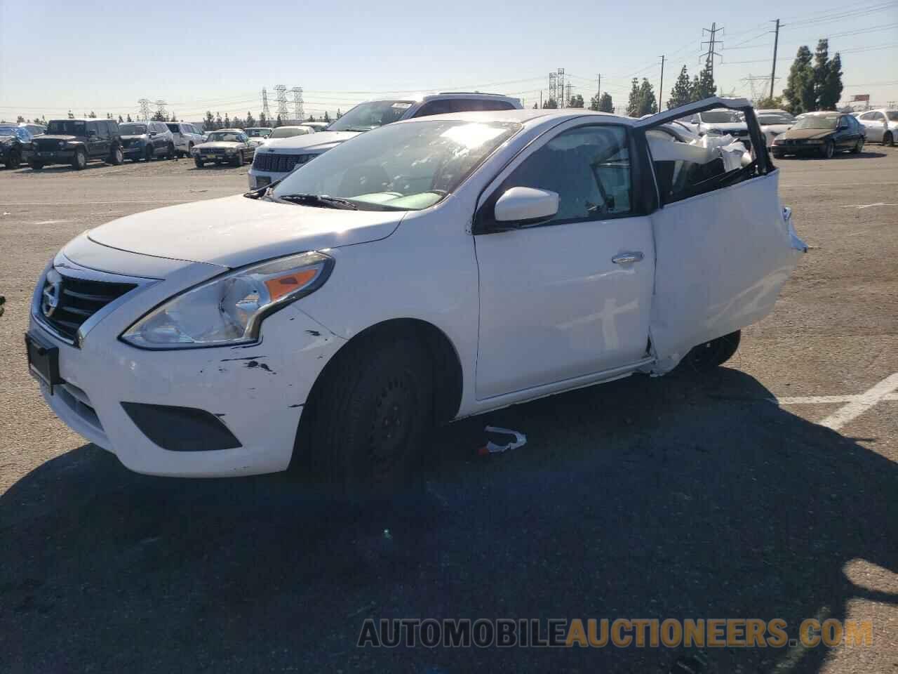 3N1CN7AP8KL859901 NISSAN VERSA 2019