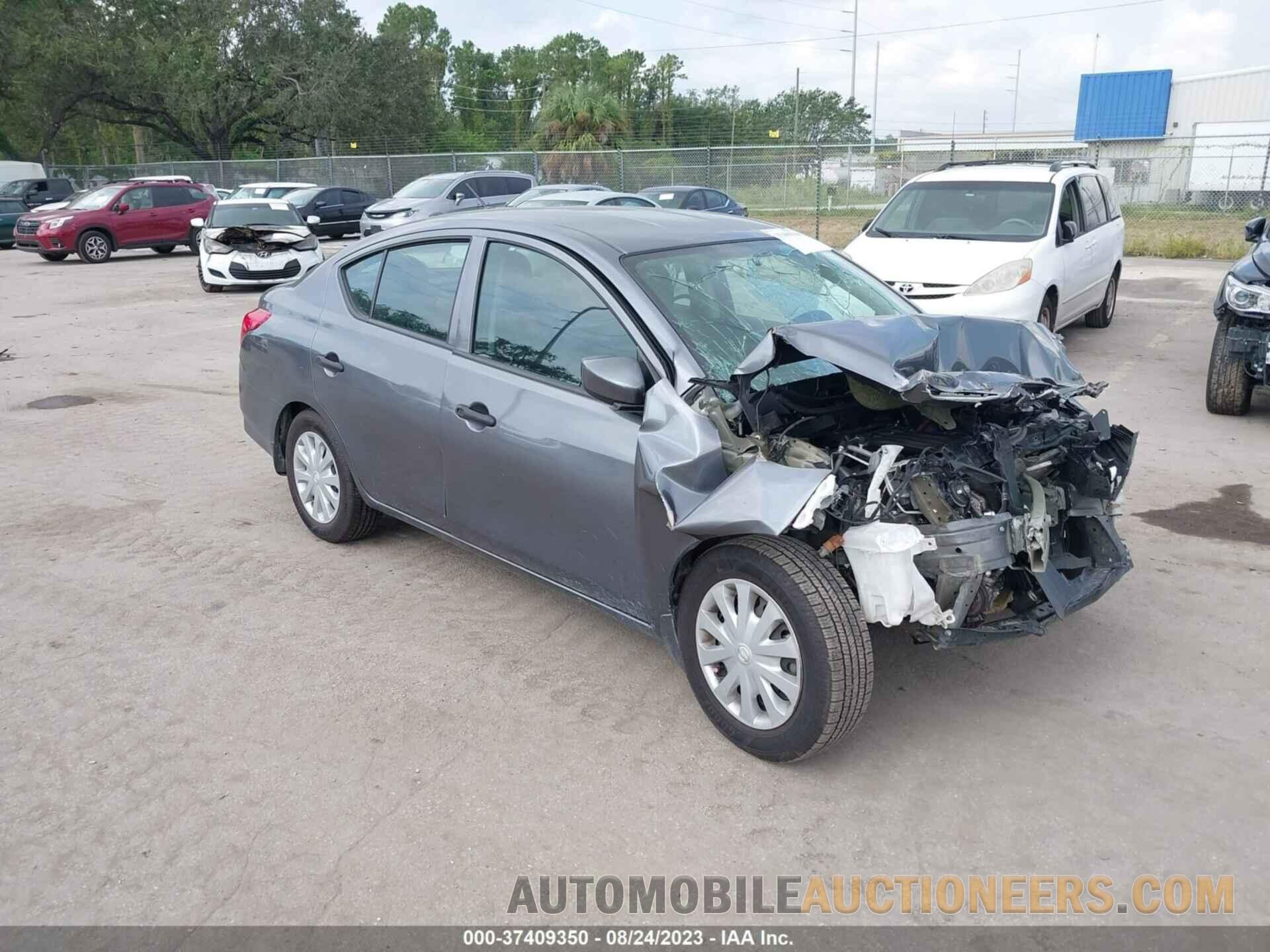 3N1CN7AP8KL863642 NISSAN VERSA SEDAN 2019