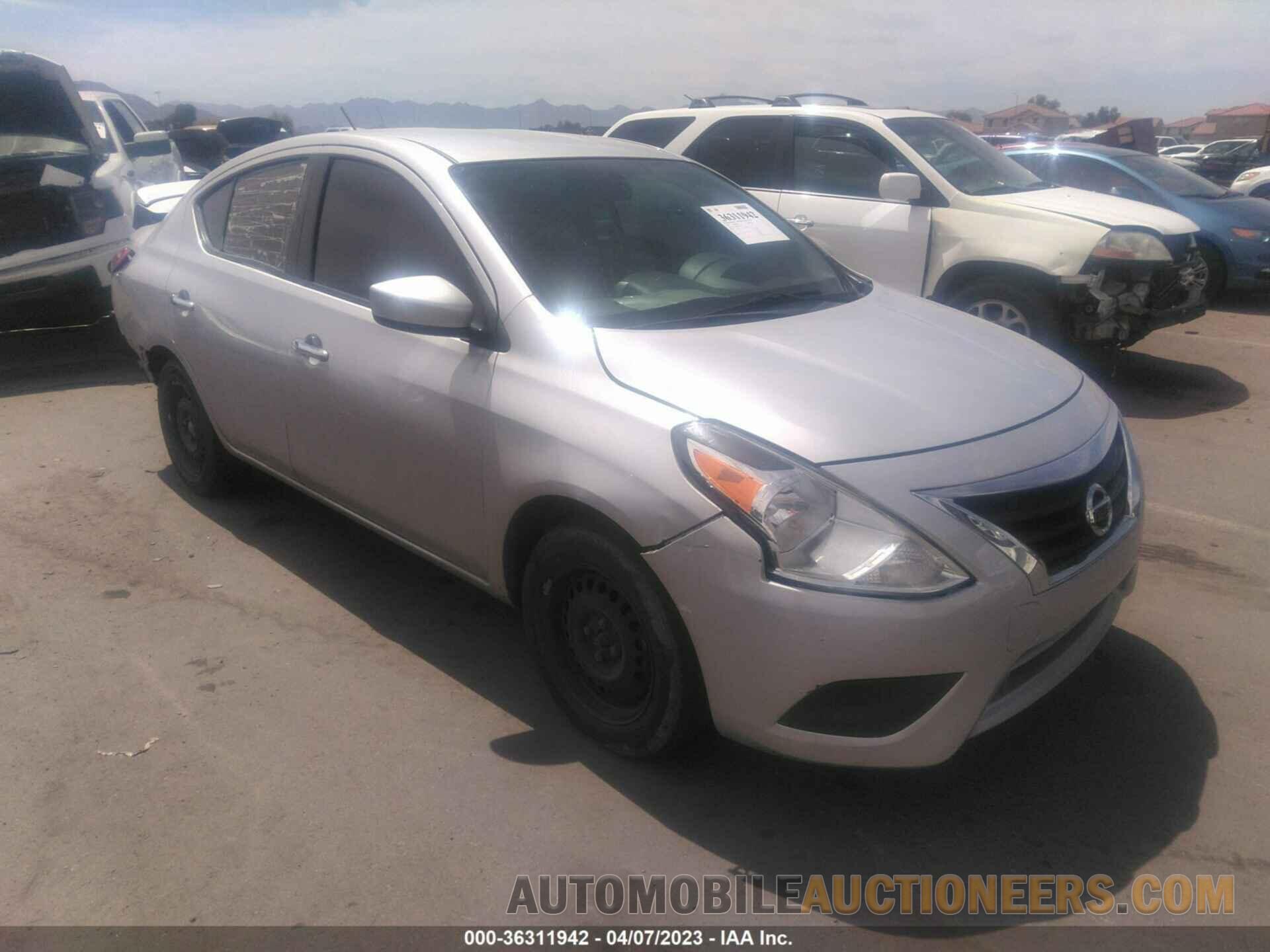 3N1CN7AP8KL864497 NISSAN VERSA SEDAN 2019