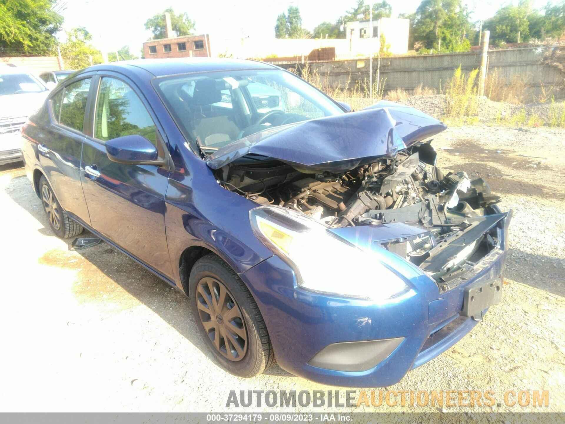 3N1CN7AP8KL875208 NISSAN VERSA SEDAN 2019