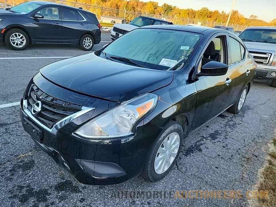 3N1CN7AP8KL875547 Nissan Versa Sedan 2019