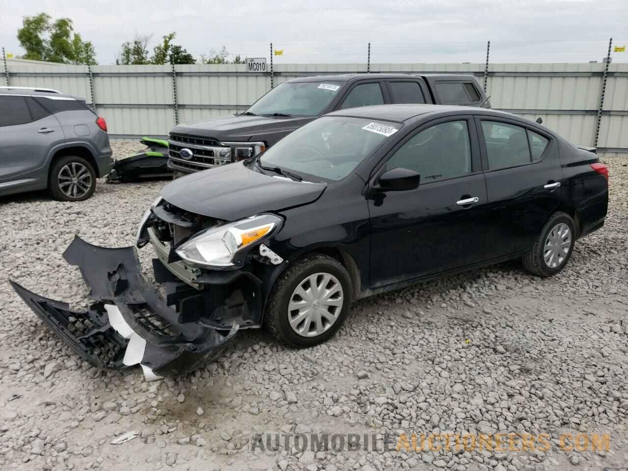 3N1CN7AP8KL877685 NISSAN VERSA 2019