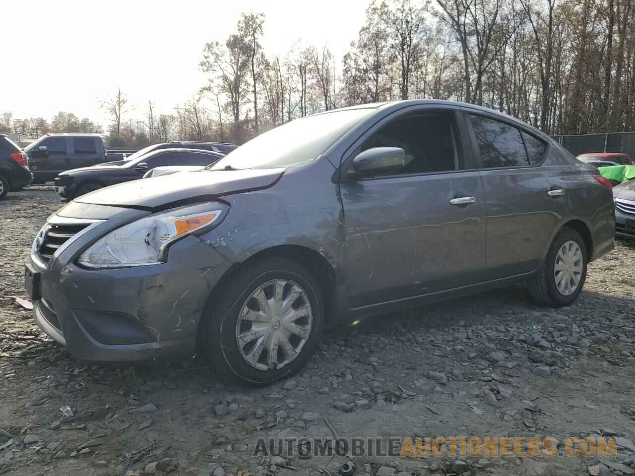 3N1CN7AP8KL877945 NISSAN VERSA 2019