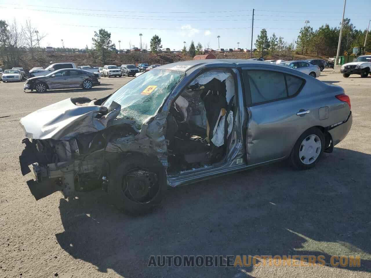 3N1CN7AP9CL856801 NISSAN VERSA 2012