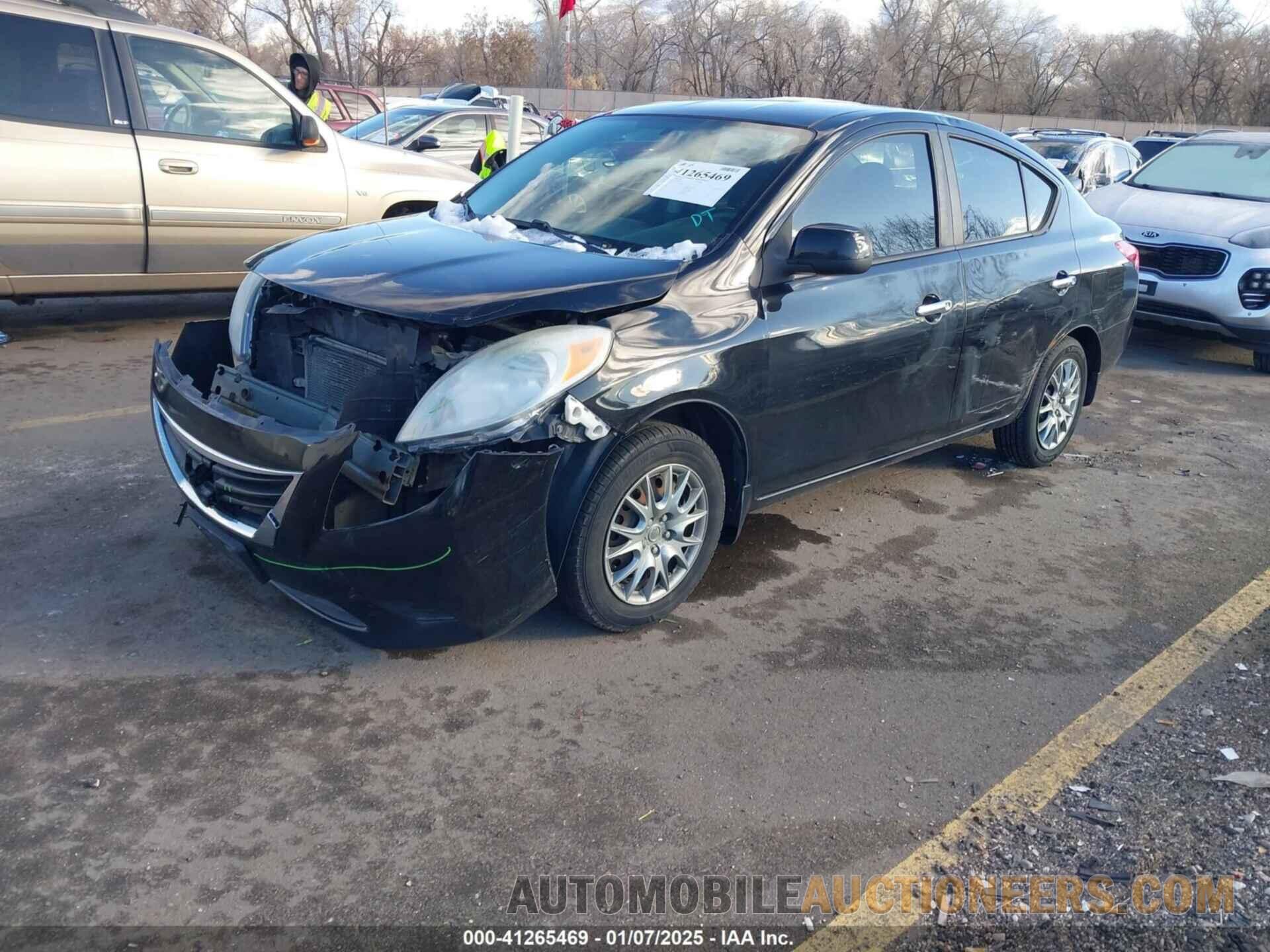 3N1CN7AP9CL892665 NISSAN VERSA 2012