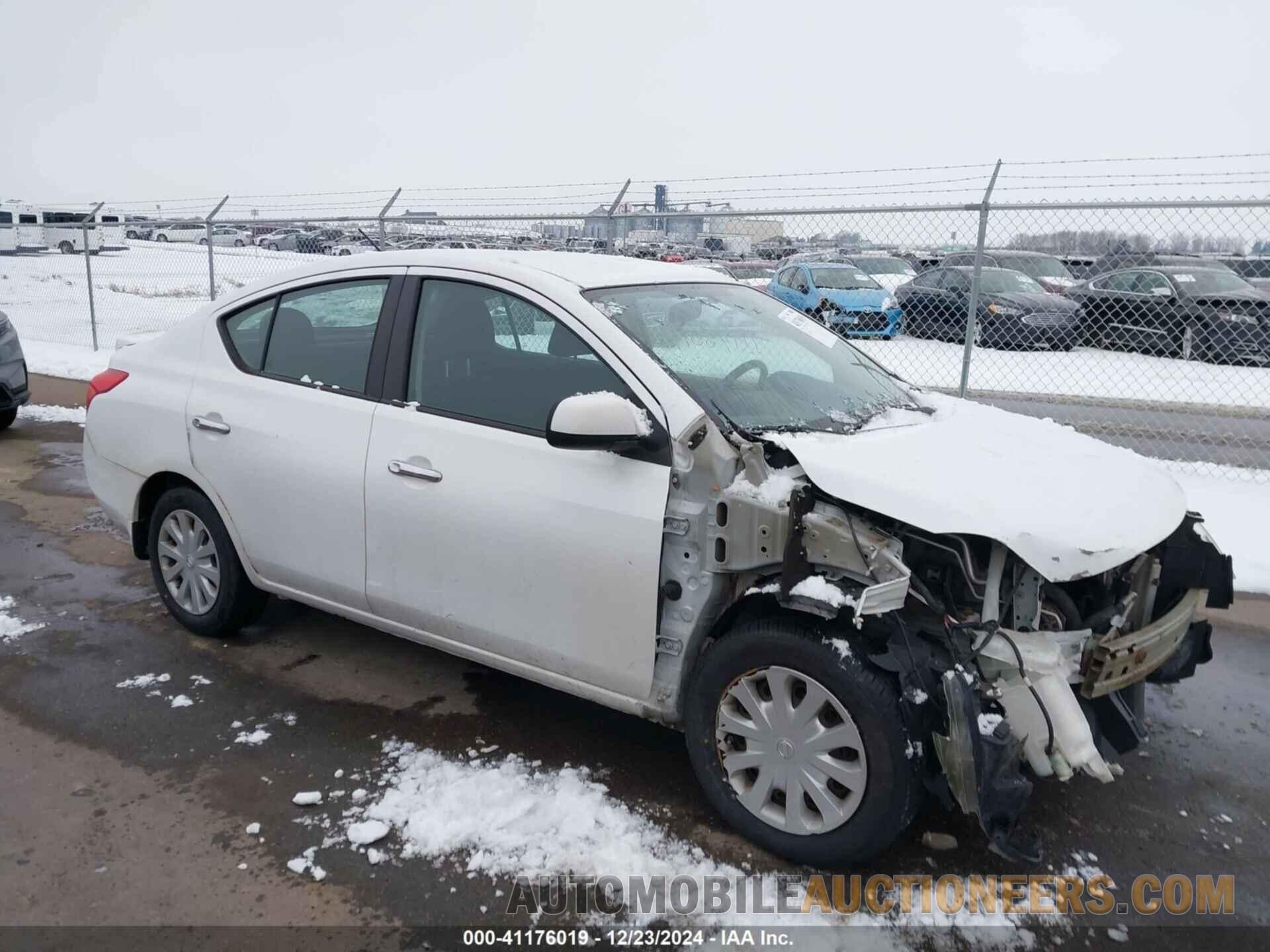 3N1CN7AP9DL894708 NISSAN VERSA 2013