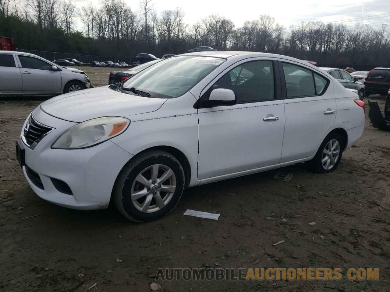 3N1CN7AP9EL812638 NISSAN VERSA 2014