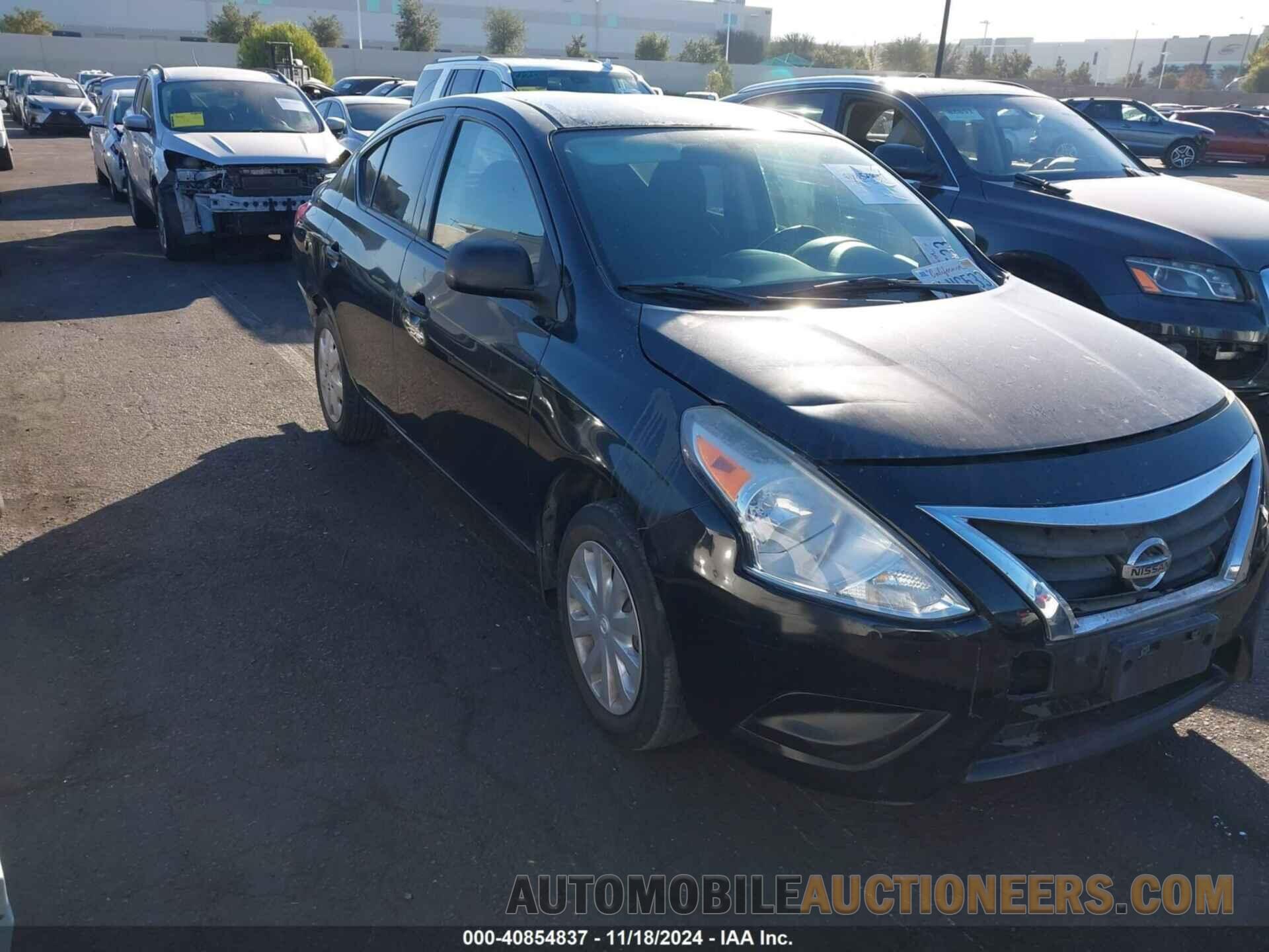 3N1CN7AP9FL926138 NISSAN VERSA 2015