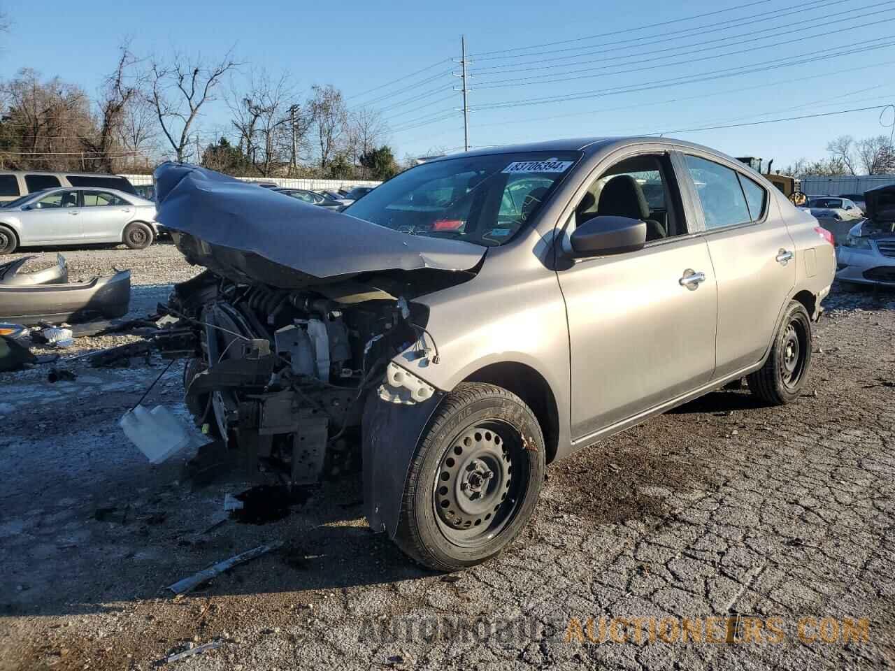 3N1CN7AP9HK457187 NISSAN VERSA 2017