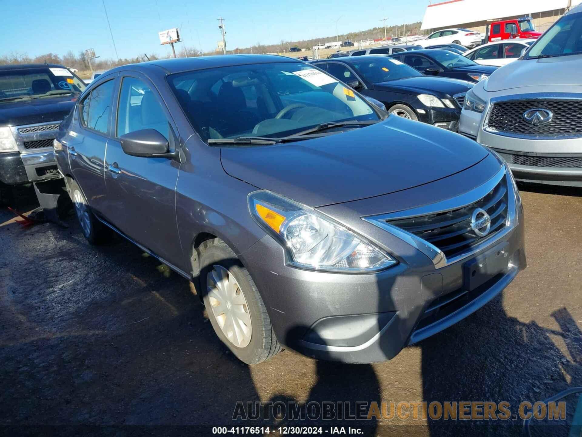 3N1CN7AP9HL806360 NISSAN VERSA 2017