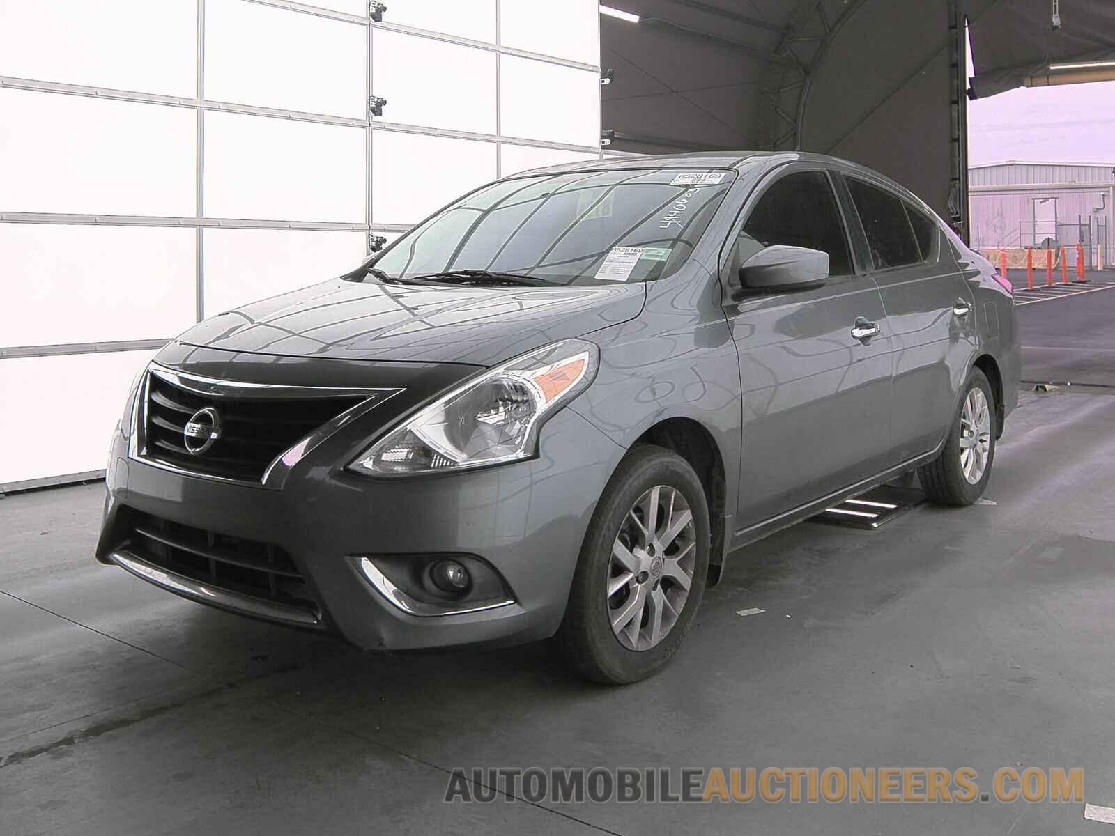 3N1CN7AP9HL906815 Nissan Versa Sedan 2017