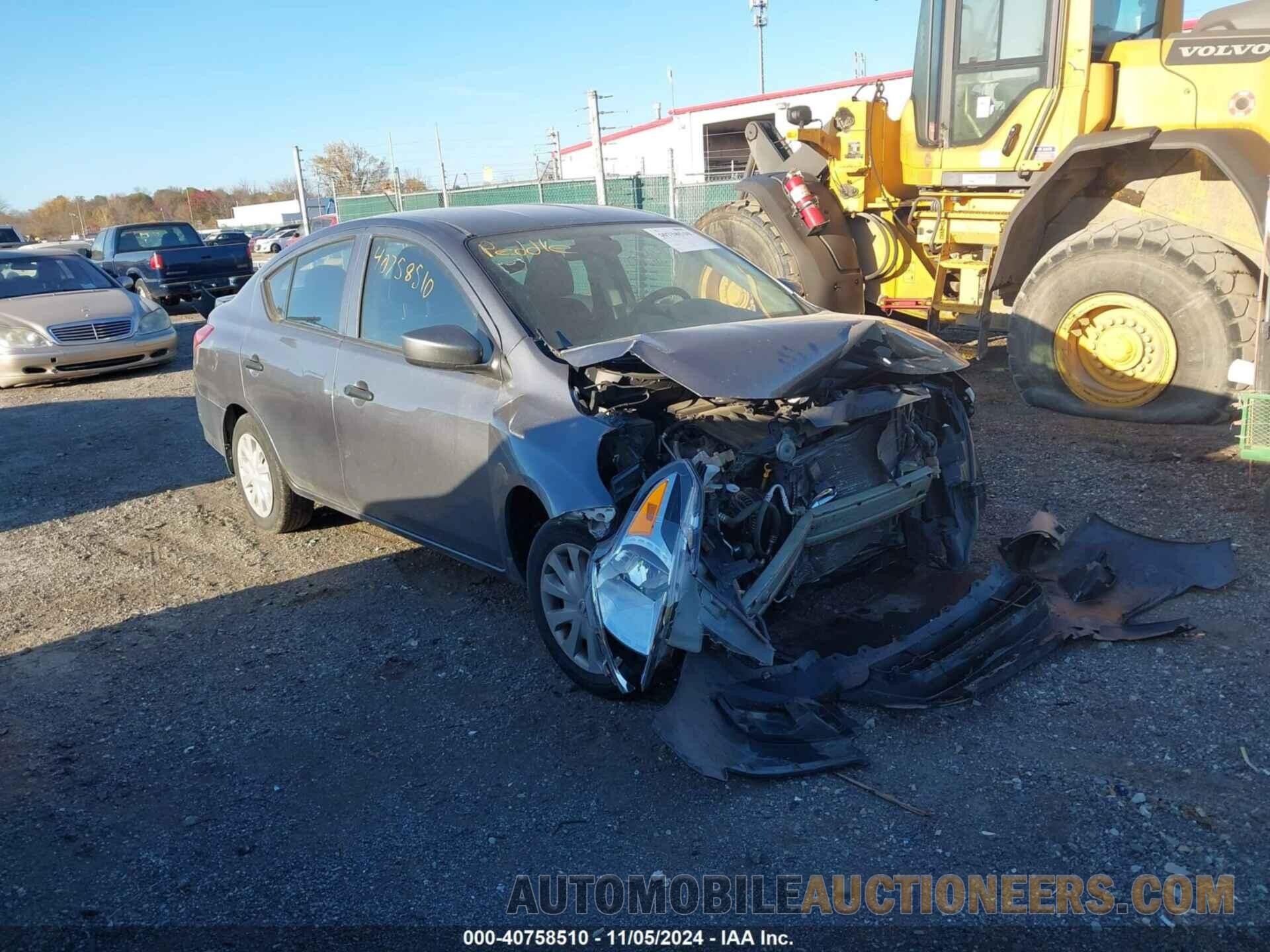 3N1CN7AP9JL805876 NISSAN VERSA 2018