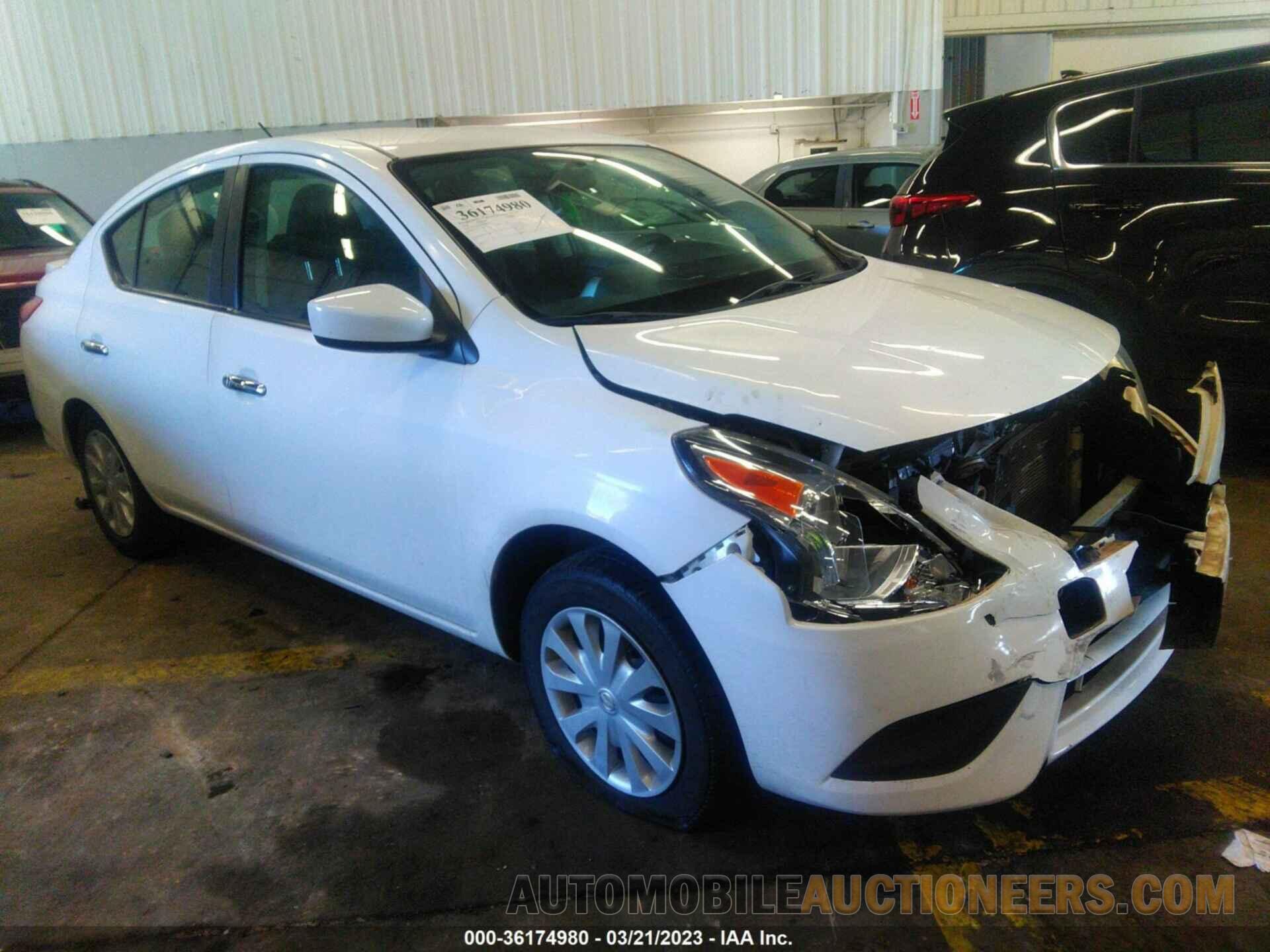 3N1CN7AP9JL806381 NISSAN VERSA SEDAN 2018