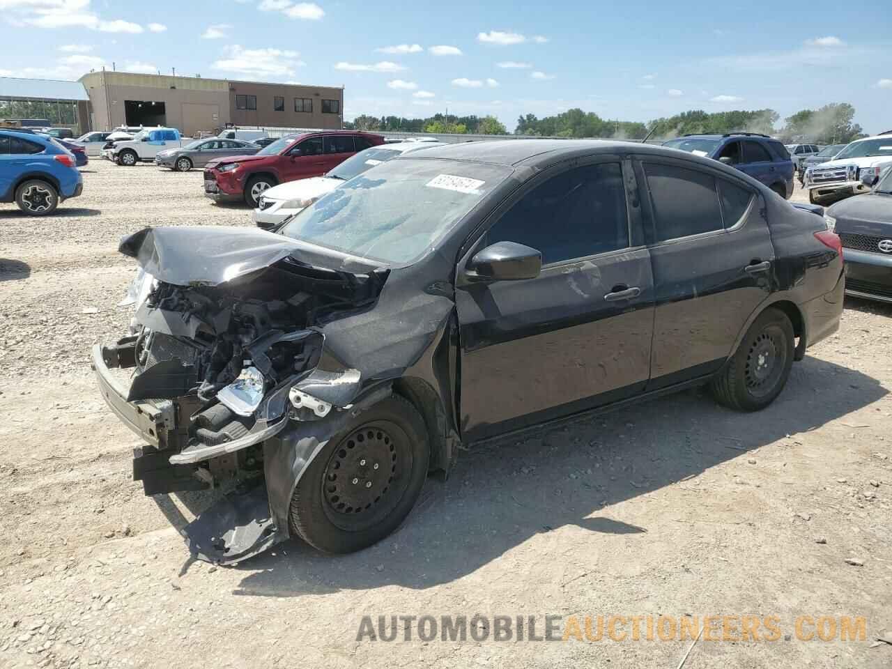 3N1CN7AP9JL815632 NISSAN VERSA 2018