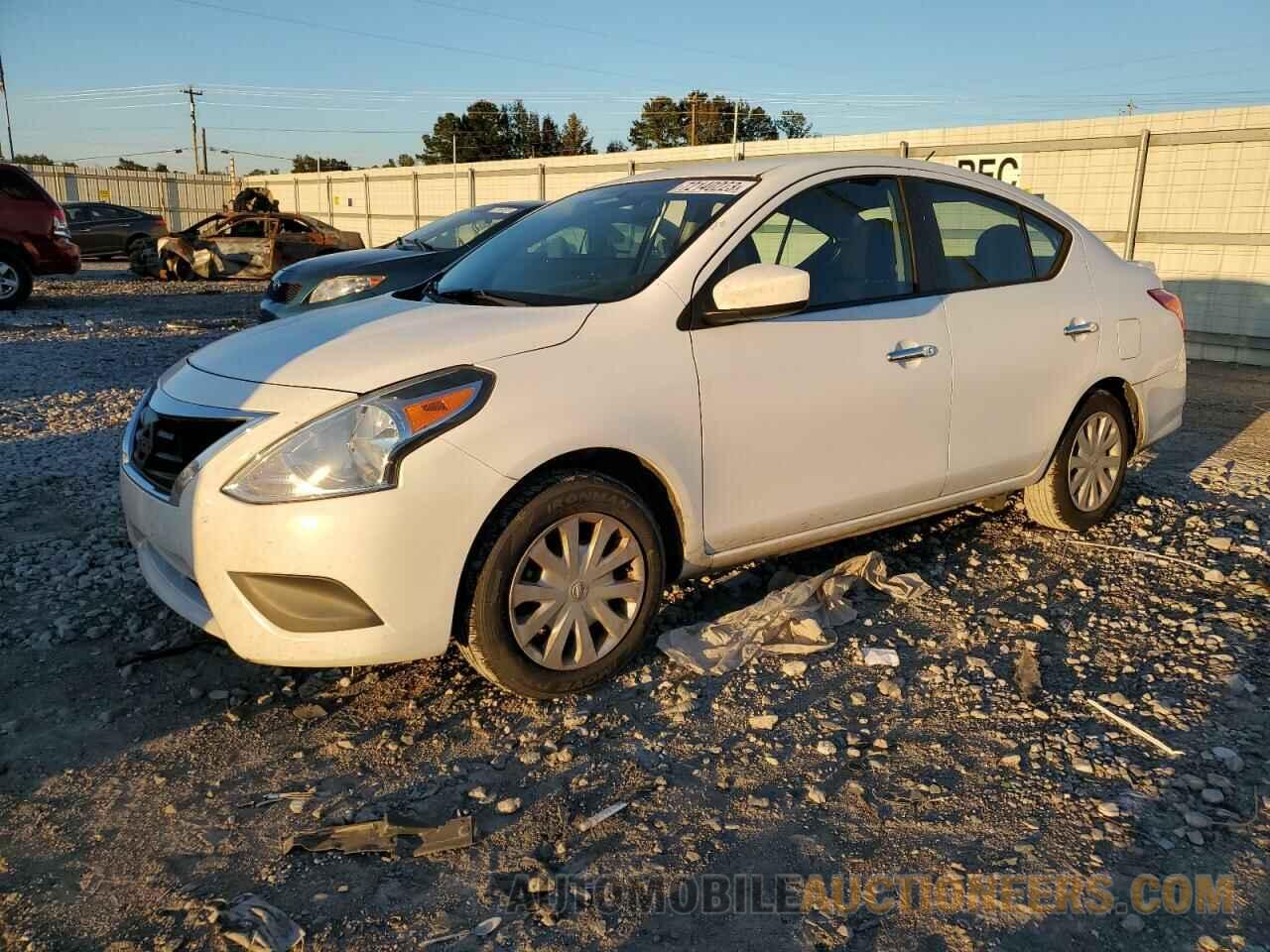 3N1CN7AP9JL827148 NISSAN VERSA 2018