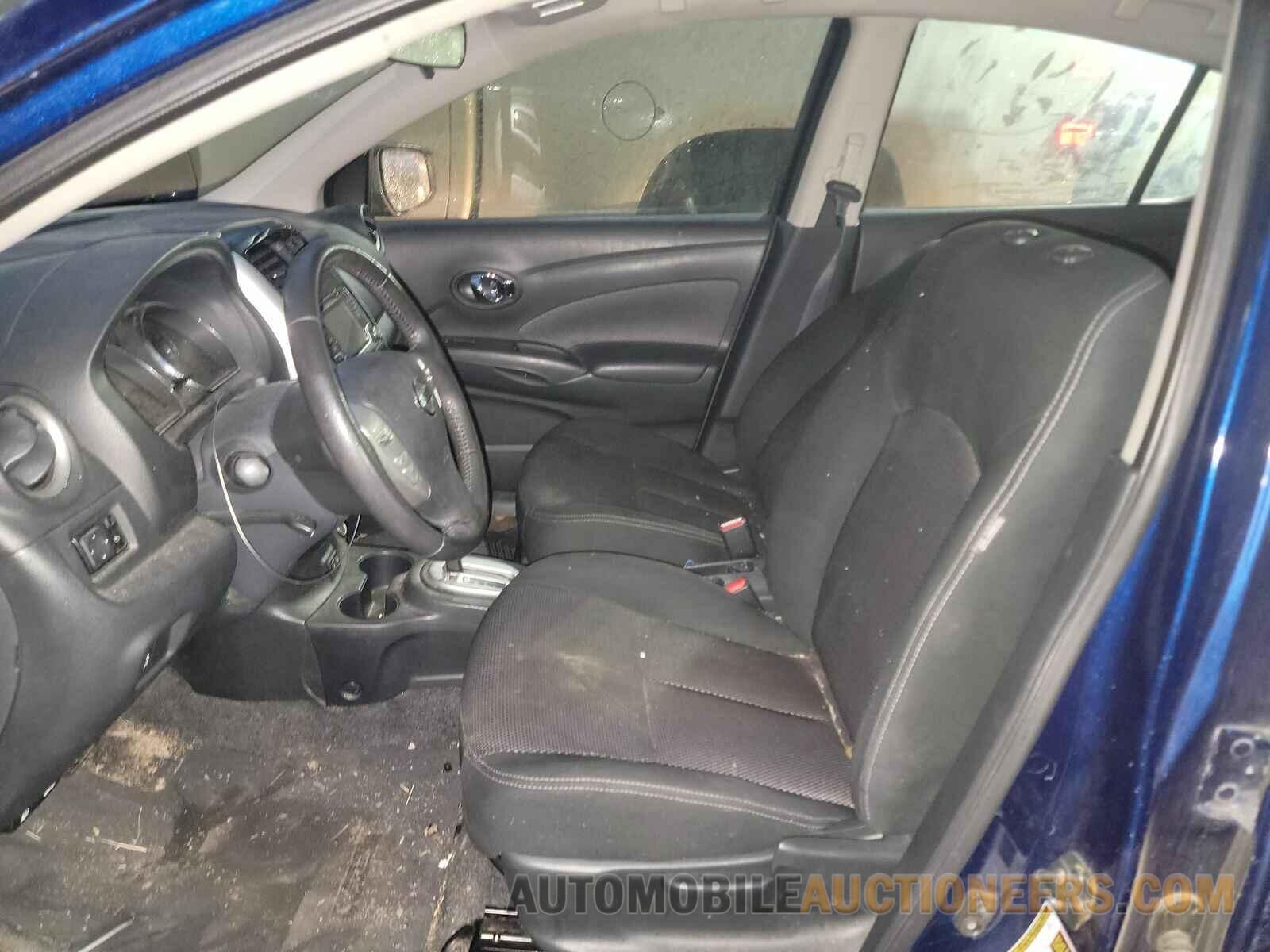 3N1CN7AP9JL842006 Nissan Versa Sedan 2018