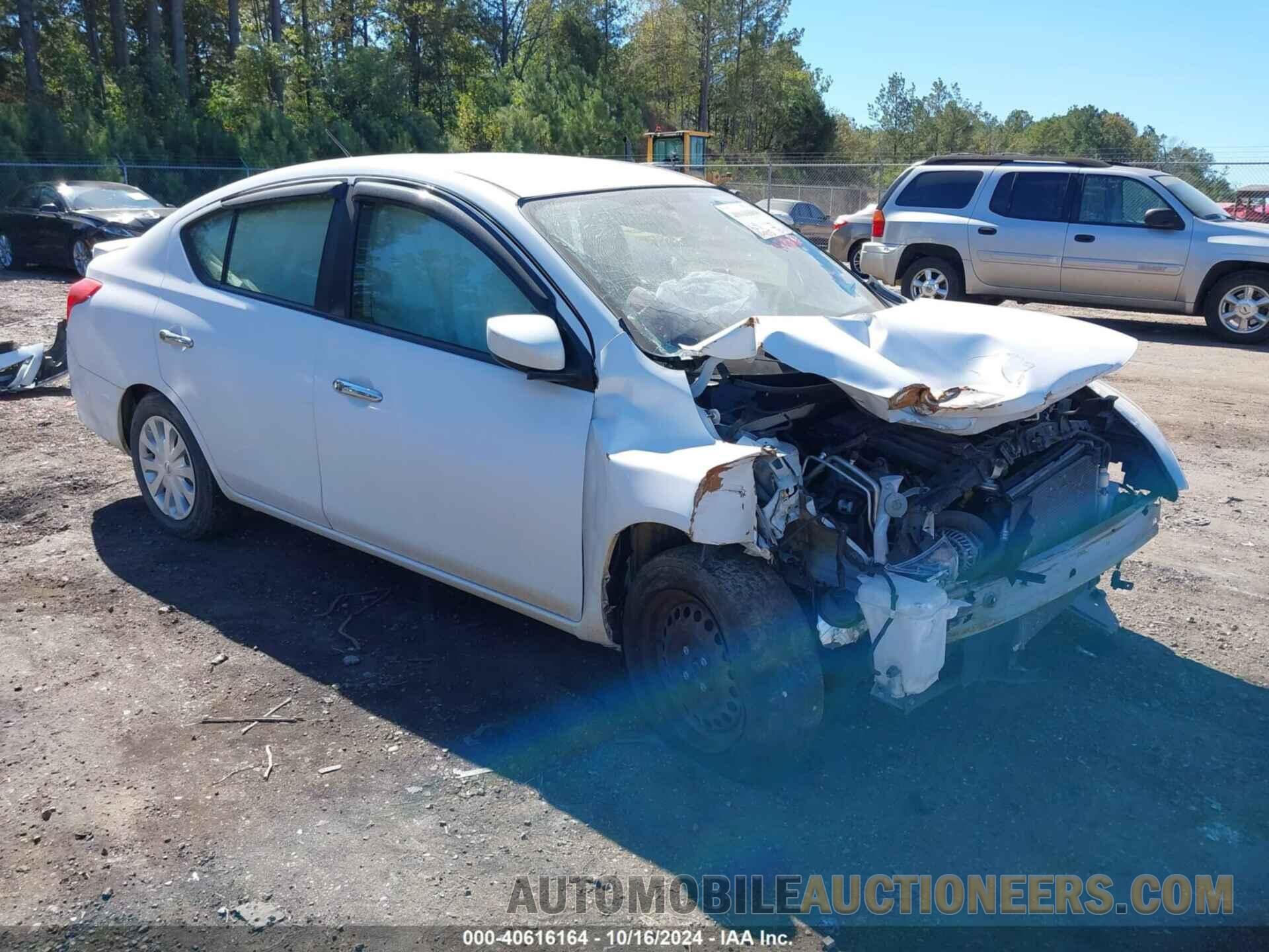 3N1CN7AP9JL861705 NISSAN VERSA 2018