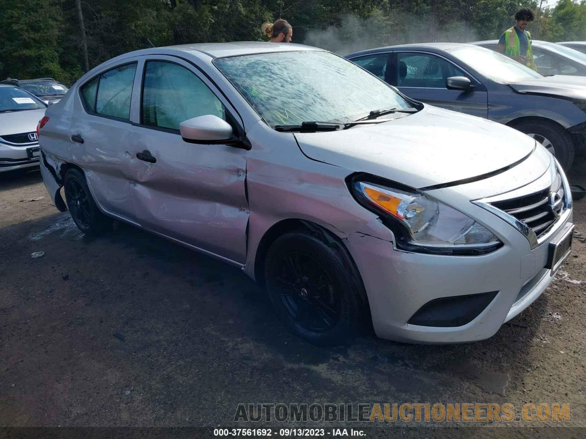 3N1CN7AP9KL821030 NISSAN VERSA SEDAN 2019