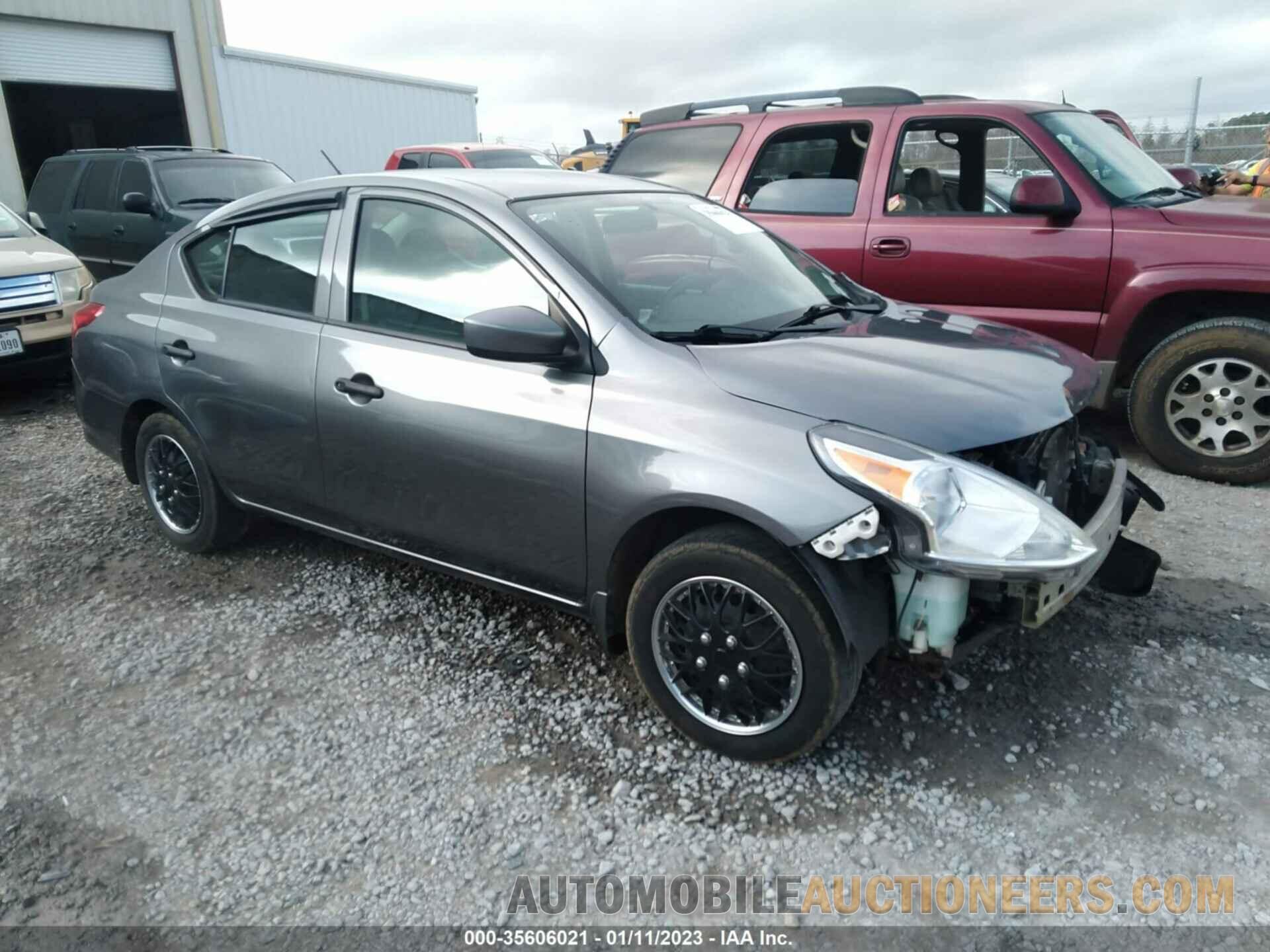 3N1CN7AP9KL822789 NISSAN VERSA SEDAN 2019