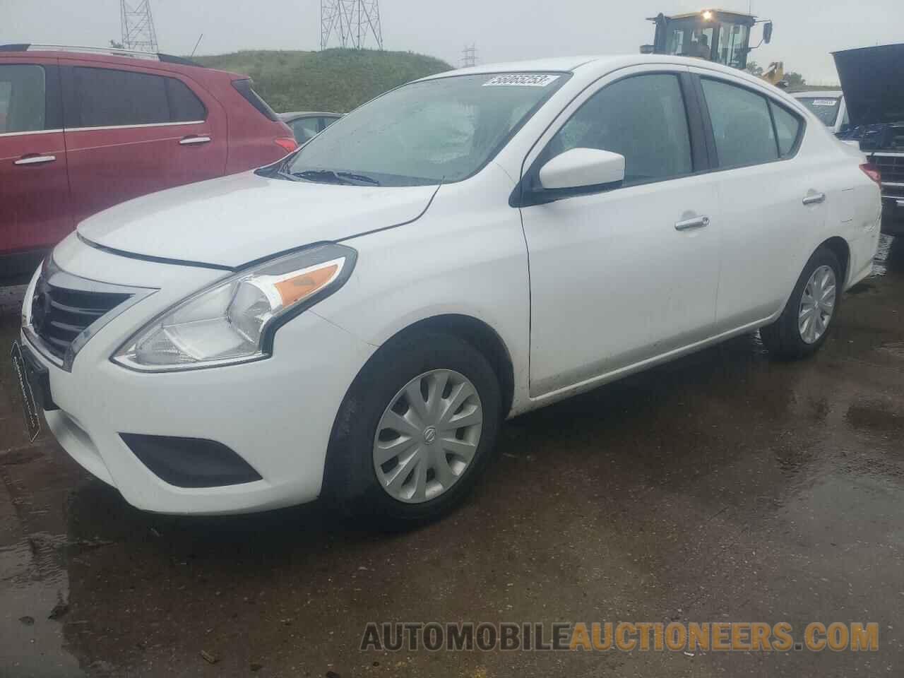 3N1CN7AP9KL824137 NISSAN VERSA 2019