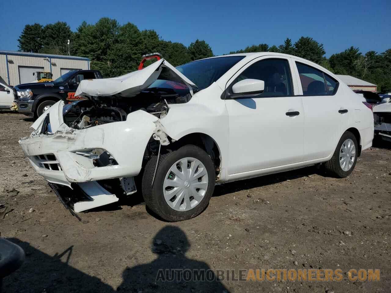 3N1CN7AP9KL824865 NISSAN VERSA 2019