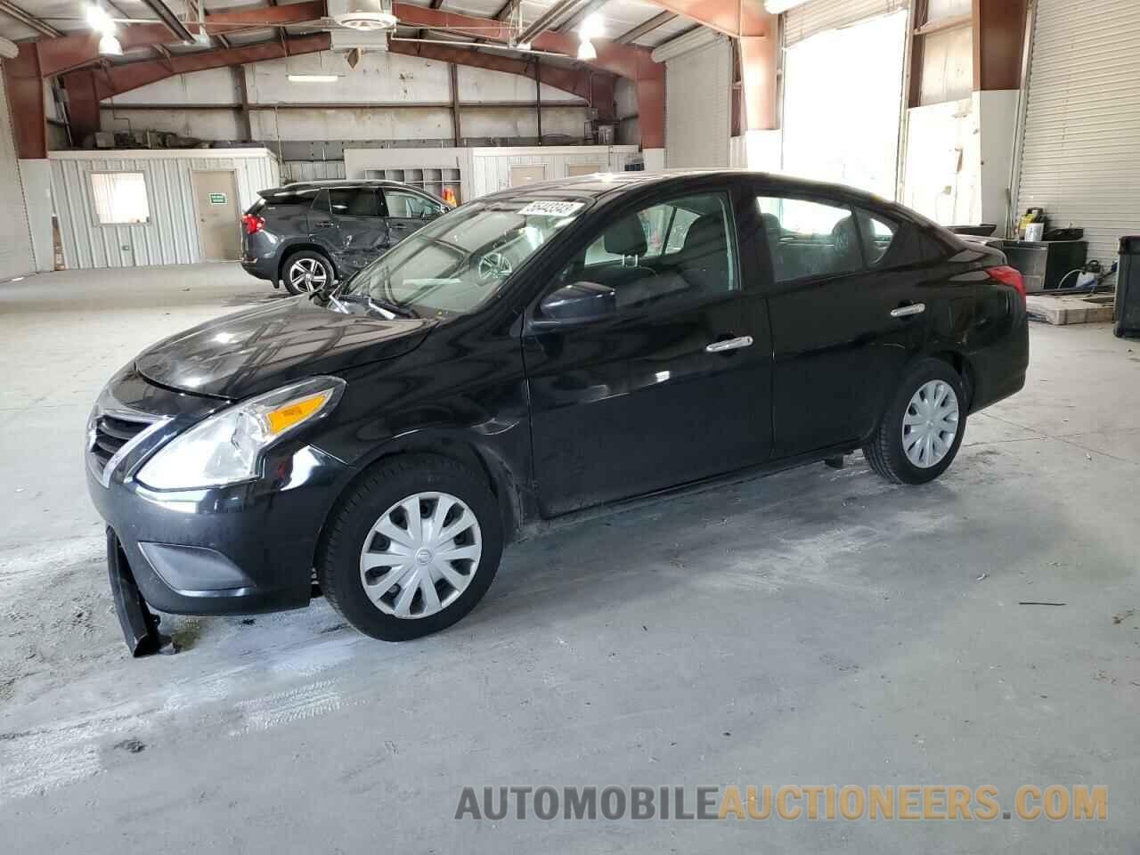 3N1CN7AP9KL856747 NISSAN VERSA 2019