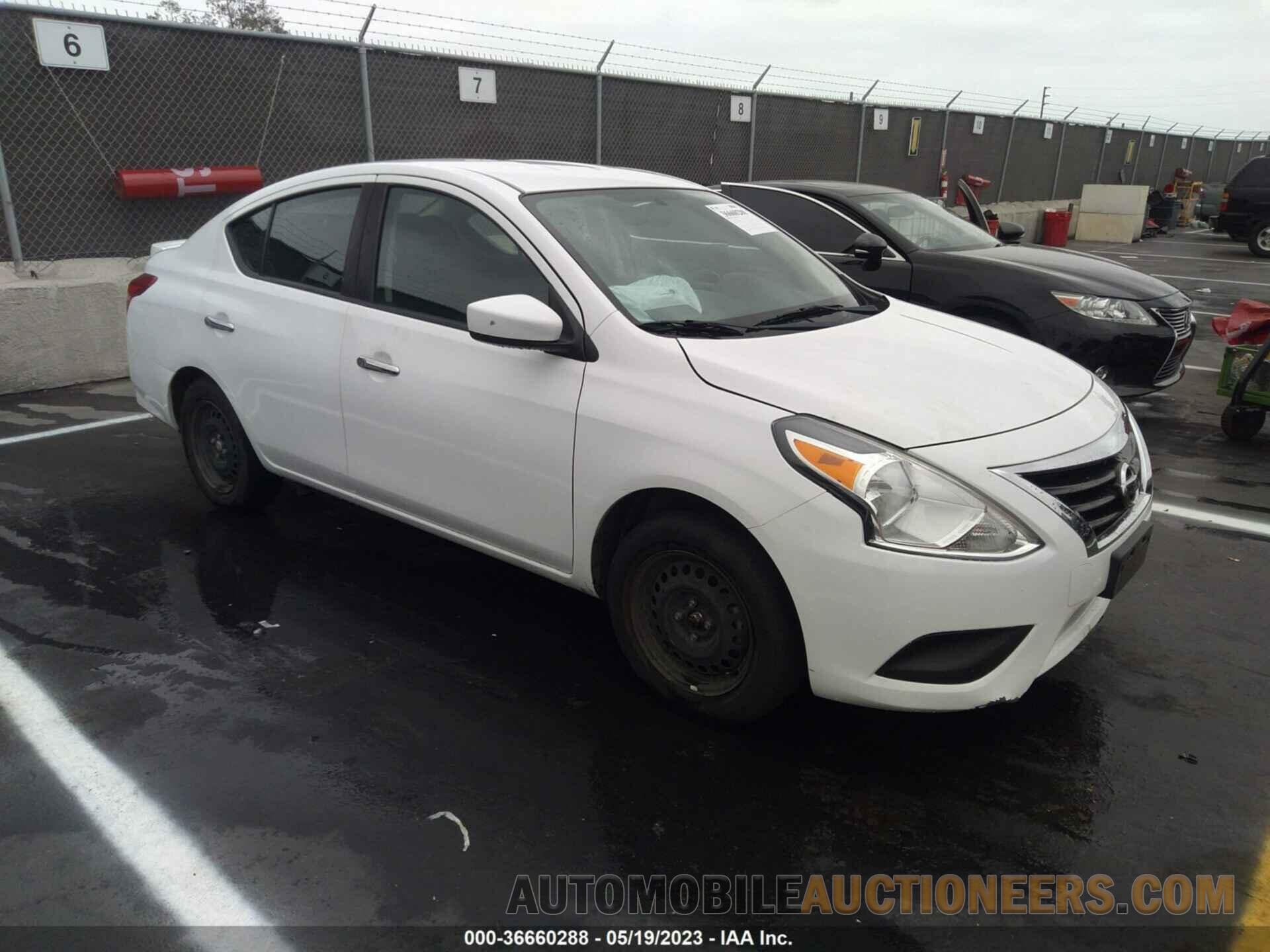 3N1CN7AP9KL871670 NISSAN VERSA SEDAN 2019