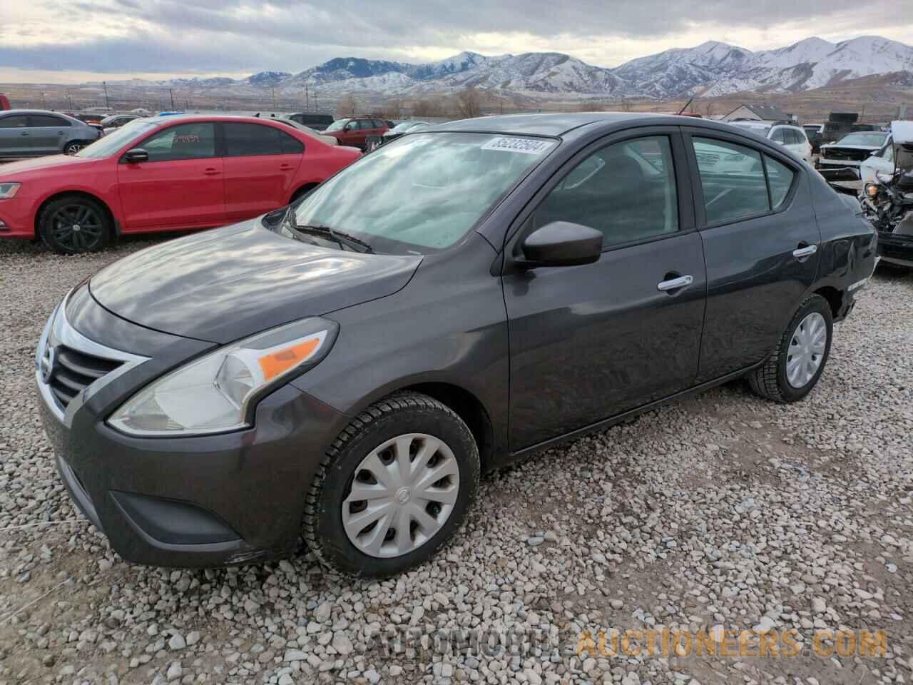 3N1CN7APXFL819437 NISSAN VERSA 2015