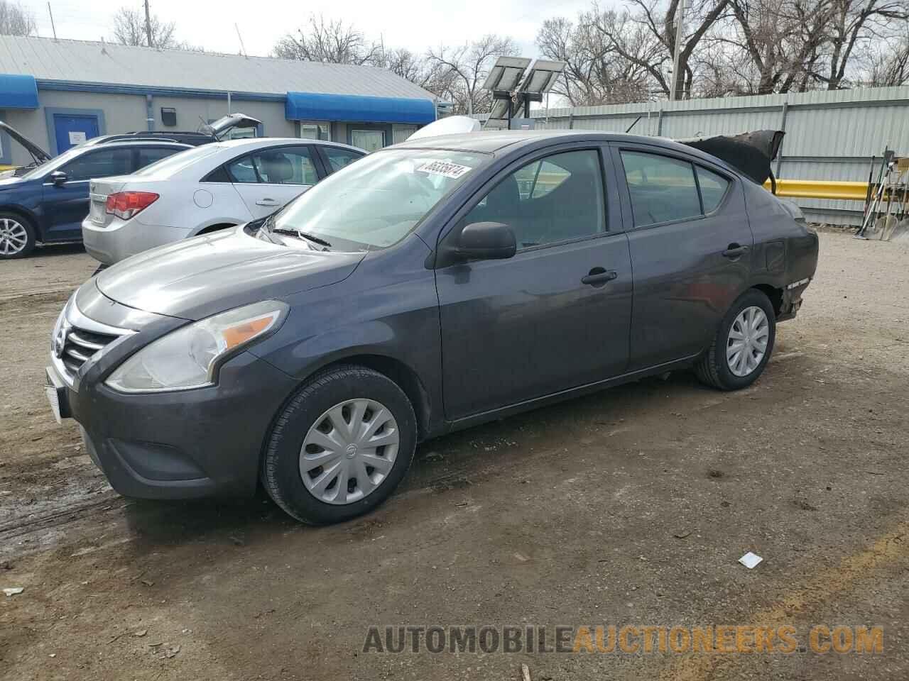 3N1CN7APXFL821933 NISSAN VERSA 2015