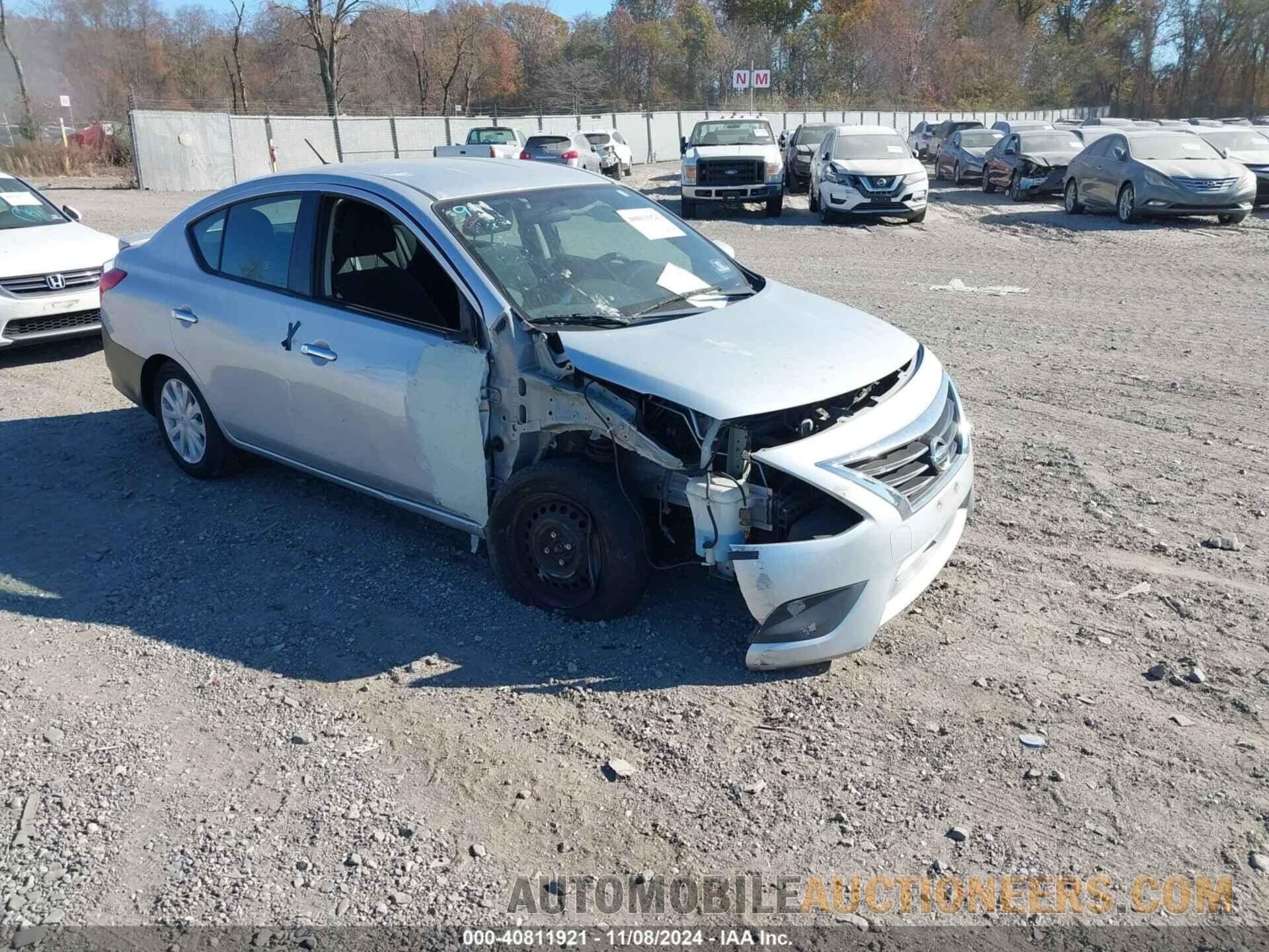 3N1CN7APXHK459997 NISSAN VERSA 2017