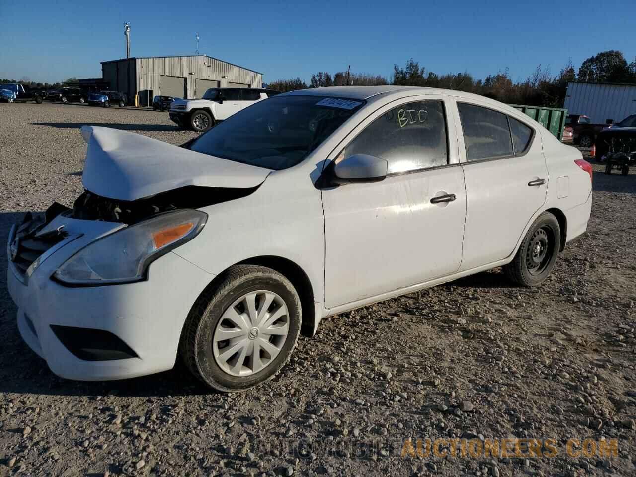 3N1CN7APXHL826178 NISSAN VERSA 2017