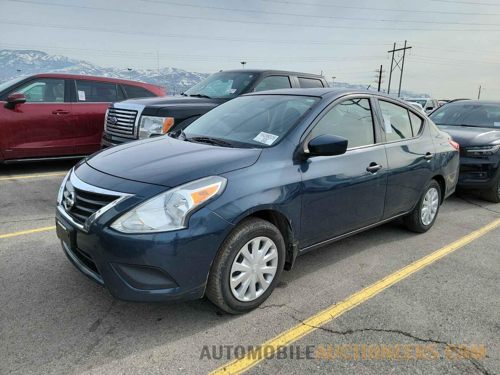 3N1CN7APXHL858449 Nissan Versa Sedan 2017