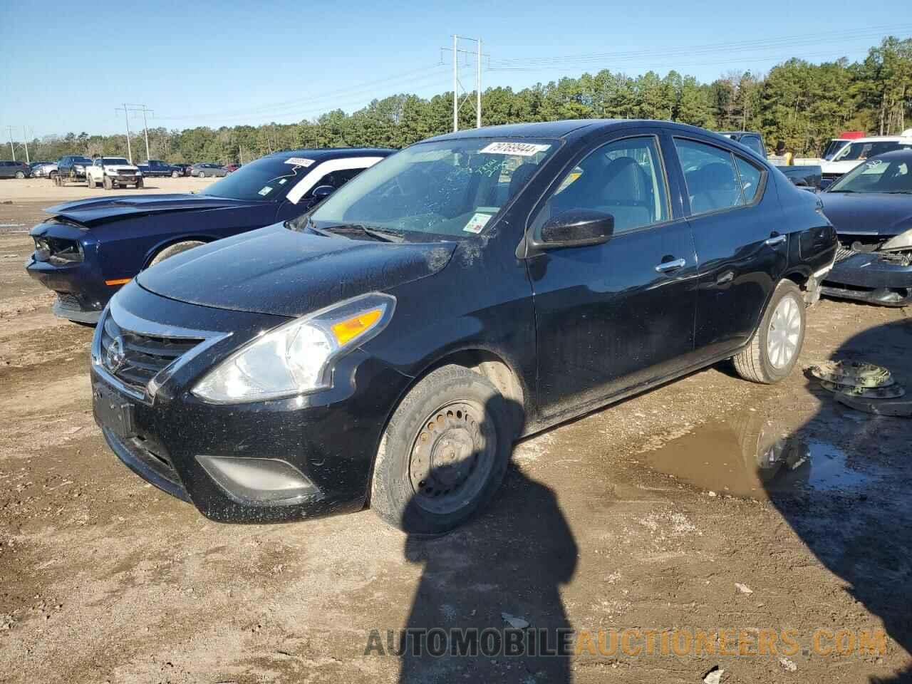 3N1CN7APXHL878989 NISSAN VERSA 2017